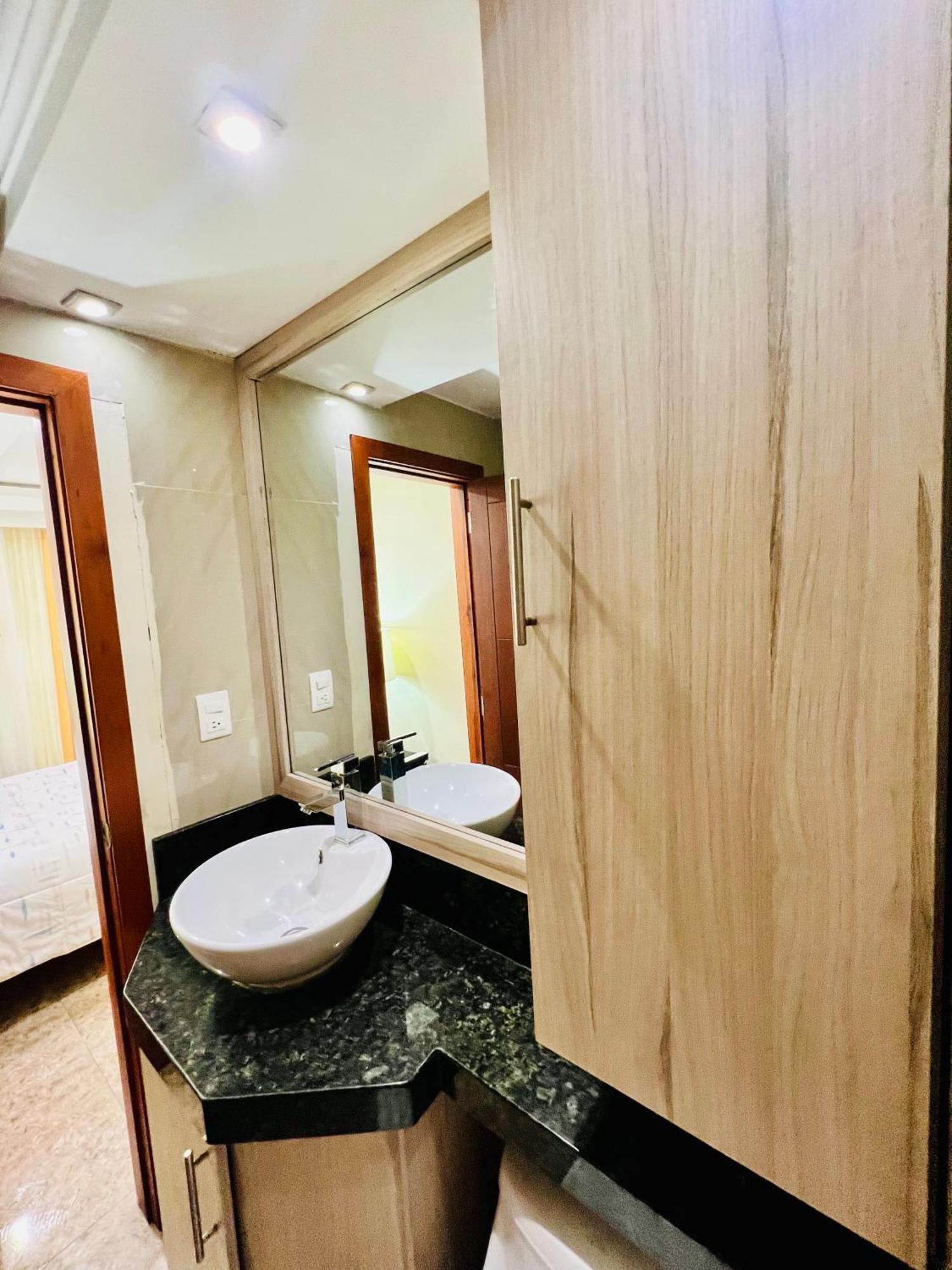 Sol Y Confort Suites Machala Eksteriør bilde